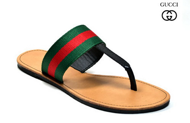 Gucci Slippers Woman--075